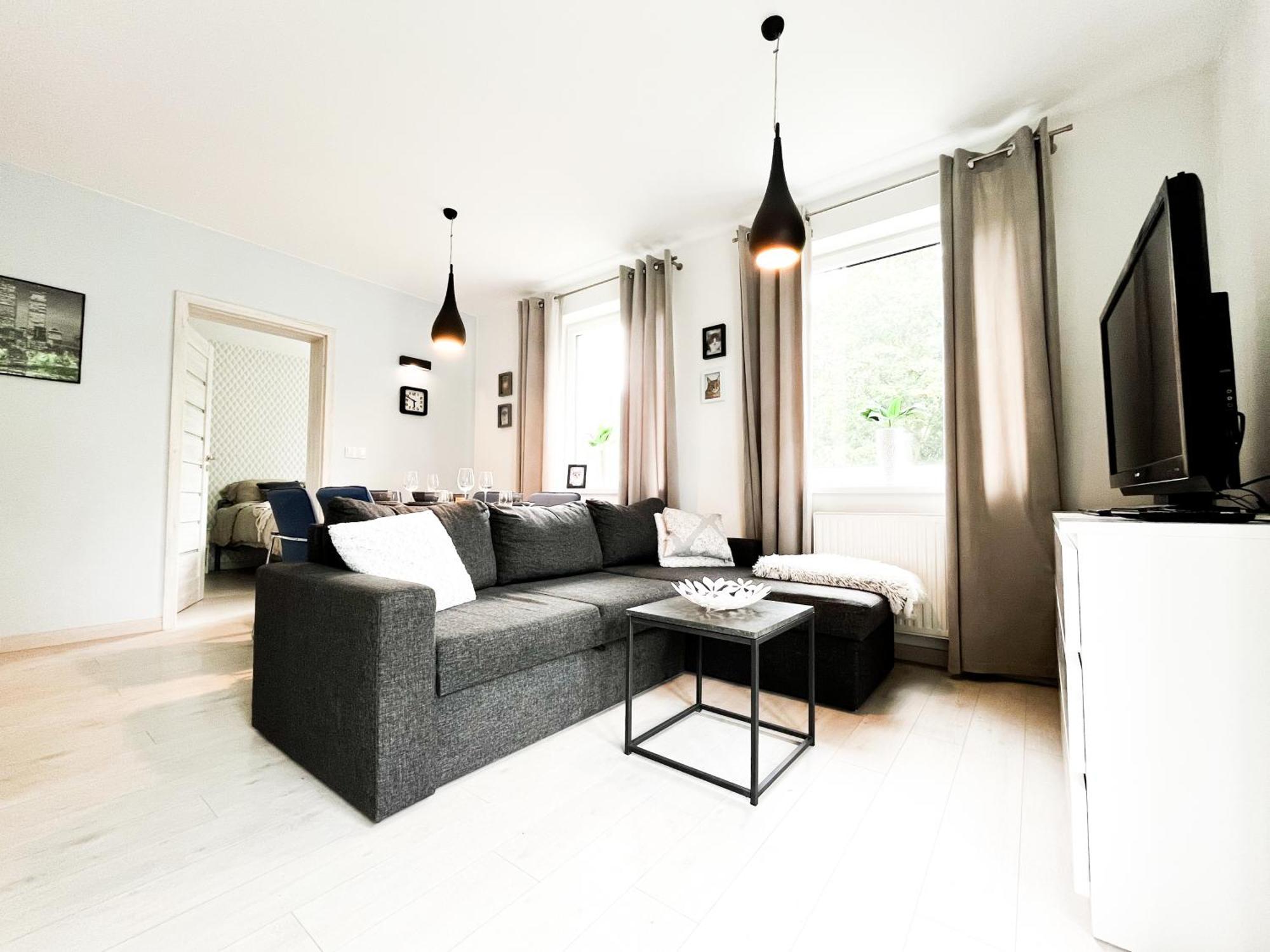 Ferienwohnung Walk To Park, Modern 2Bd Kitchen! Balcony, Parking Breslau Exterior foto